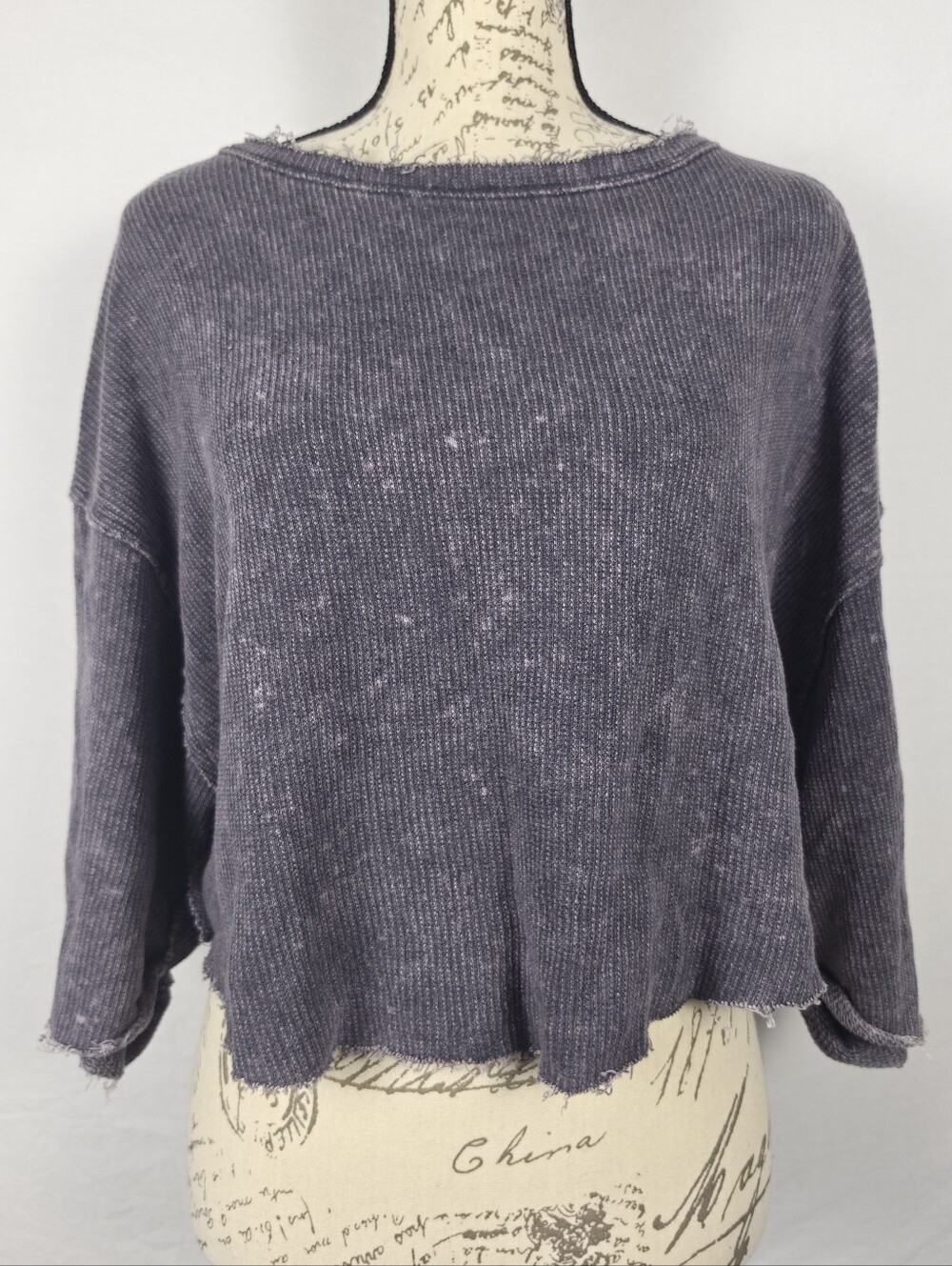 We The Free Free People Ribbed Cropped Long Sleeve Pullover Raw Hem Gray - M